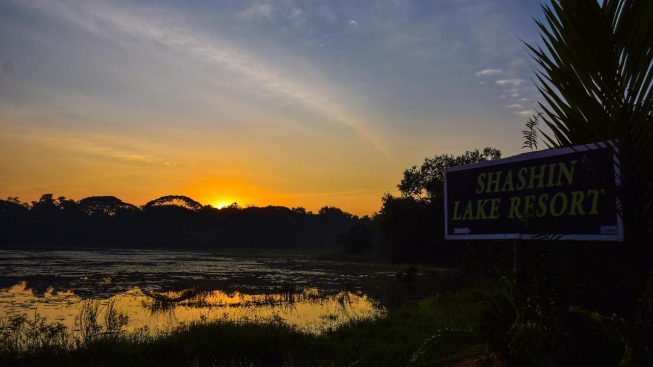 Shashin Lake Resort ดัมบูลลา ภายนอก รูปภาพ