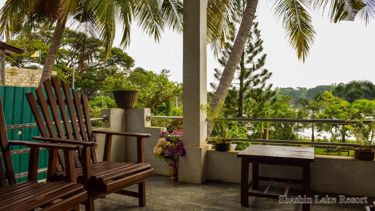 Shashin Lake Resort ดัมบูลลา ภายนอก รูปภาพ