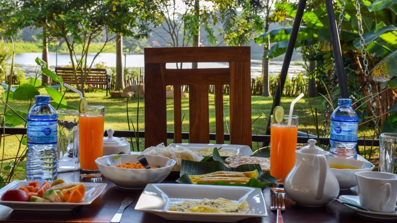 Shashin Lake Resort ดัมบูลลา ภายนอก รูปภาพ